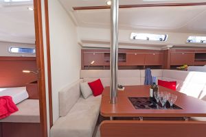Hanse 385