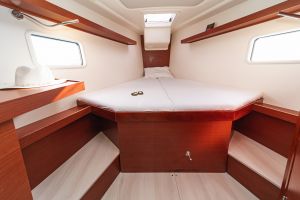 Hanse 418