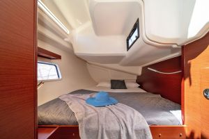 Hanse 418