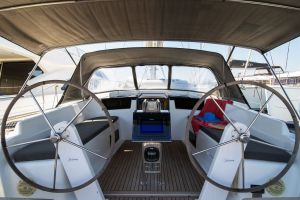 Hanse 418