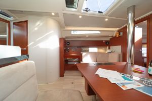 Hanse 418