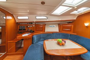 Oceanis 393
