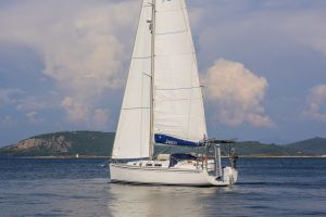 Hanse 400