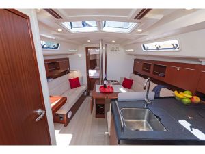Hanse 345