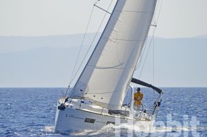 Oceanis 35