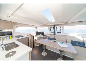Lucia 40