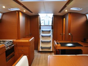 Sun Odyssey 519