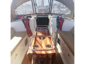 Sun Odyssey 43
