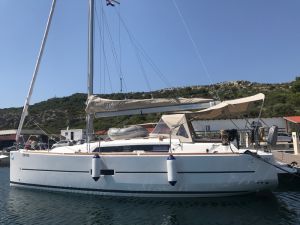 Dufour 310 GL