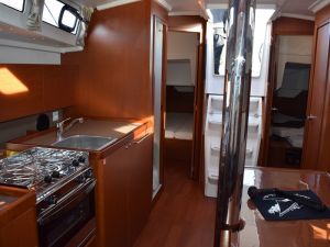 Oceanis 38