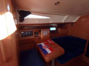 Sun Odyssey 40