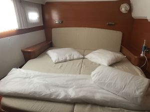 Lagoon 440