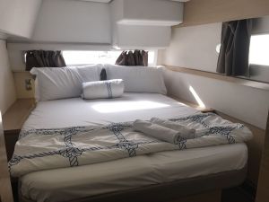 Helia 44