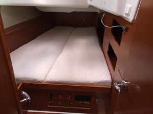 Oceanis 50