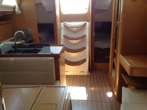 Sun Odyssey 42i