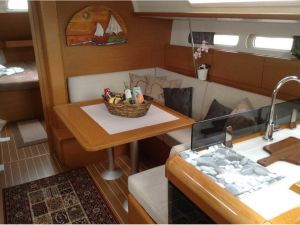 Sun Odyssey 409
