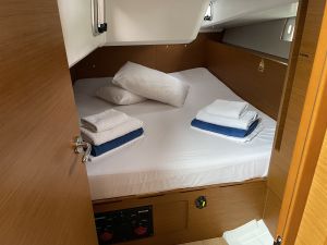 Sun Odyssey 490