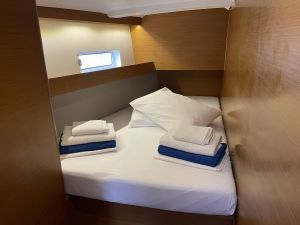 Sun Odyssey 490