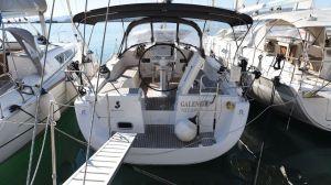 Oceanis 37