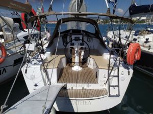 Sun Odyssey 319