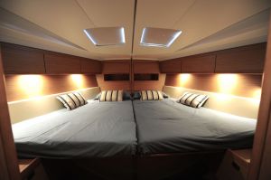 Sun Odyssey 49i
