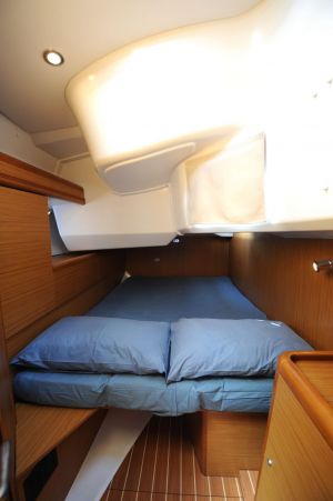 Sun Odyssey 49i
