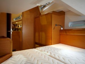 Sun Odyssey 449