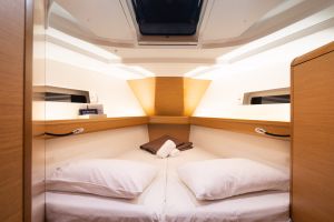 Sun Odyssey 449
