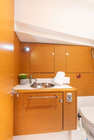 Sun Odyssey 449