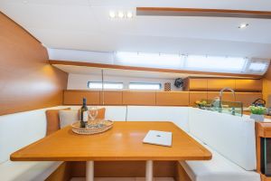 Sun Odyssey 449