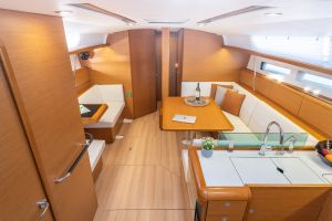 Sun Odyssey 449