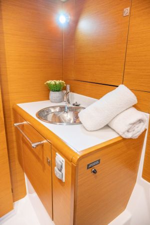 Sun Odyssey 449