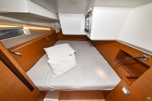 Sun Odyssey 490