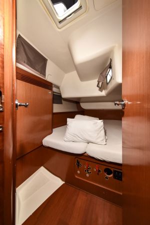 Oceanis 43