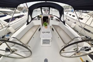 Oceanis 43