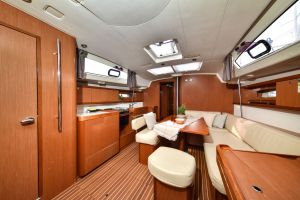 Oceanis 43