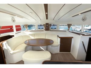 Lagoon 380