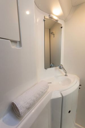 Lagoon 380
