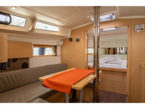 Oceanis 38.1