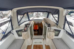 Oceanis 38.1