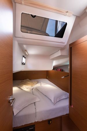 Sun Odyssey 440