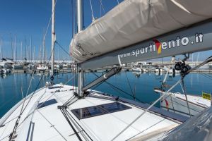 Sun Odyssey 440