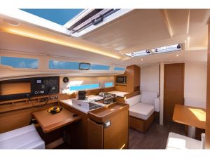 Sun Odyssey 410