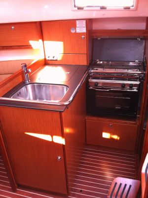 Bavaria Cruiser 32