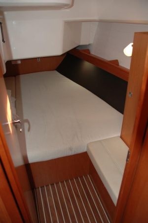 Bavaria Cruiser 37