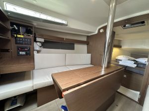 Oceanis 34.1