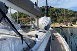 Dufour 390