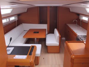 Sun Odyssey 519