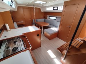 Bavaria C42