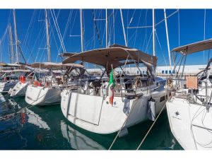 Sun Odyssey 440